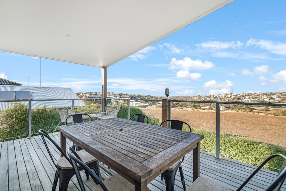 ALMA - sun filled stylish beach house — photo 32