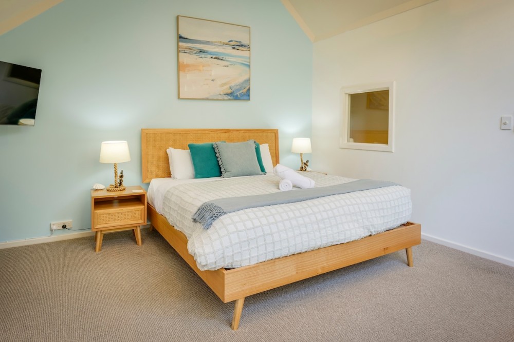 Beachside Villa Retreat - Resort Style Quindalup — photo 13