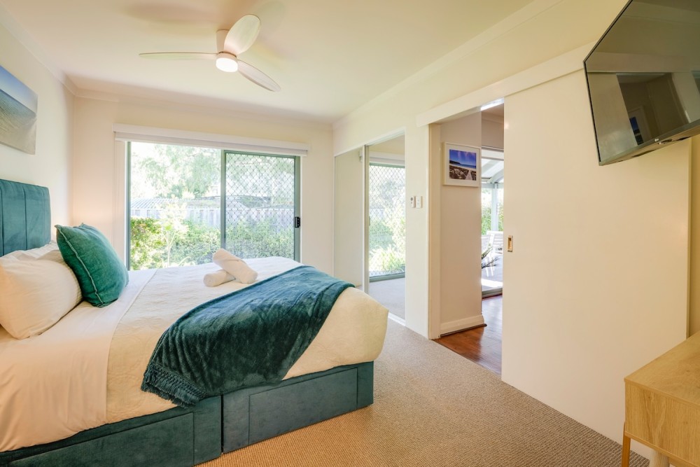 Beachside Villa Retreat - Resort Style Quindalup — photo 17