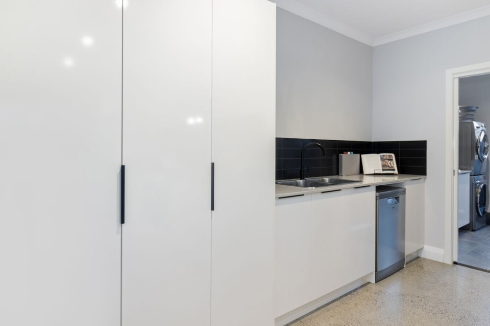 Kawana Retreat - modern Dunsborough holiday haven. — photo 12