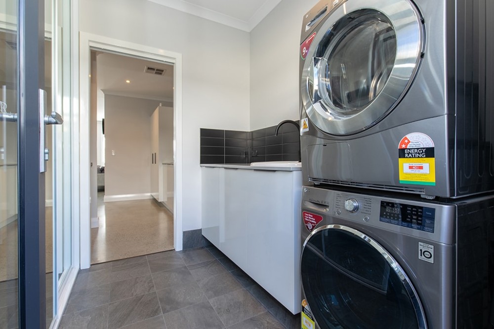 Kawana Retreat - modern Dunsborough holiday haven. — photo 39