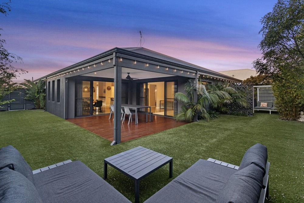 Kawana Retreat - modern Dunsborough holiday haven. — photo 38