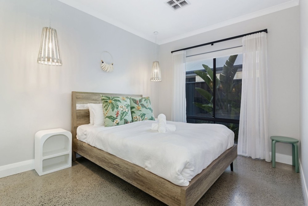 Kawana Retreat - modern Dunsborough holiday haven. — photo 26
