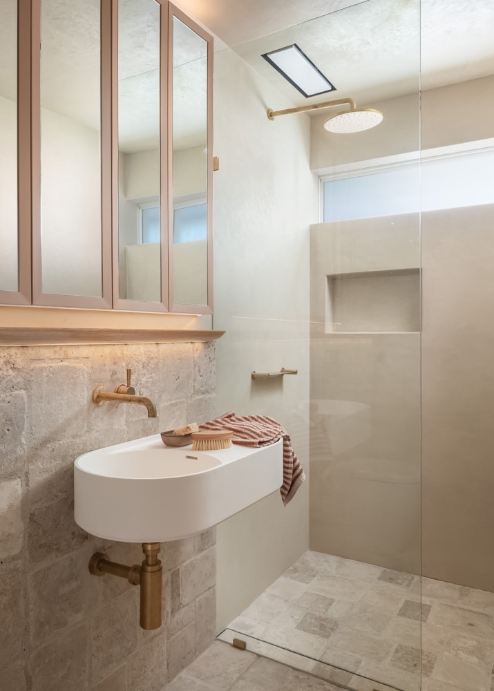 Sul Mare -Ocean Views, Heated Pool, Sauna, Fire Pl — photo 32