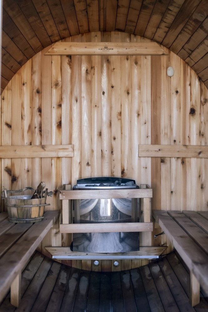 Sul Mare -Ocean Views, Heated Pool, Sauna, Fire Pl — photo 45