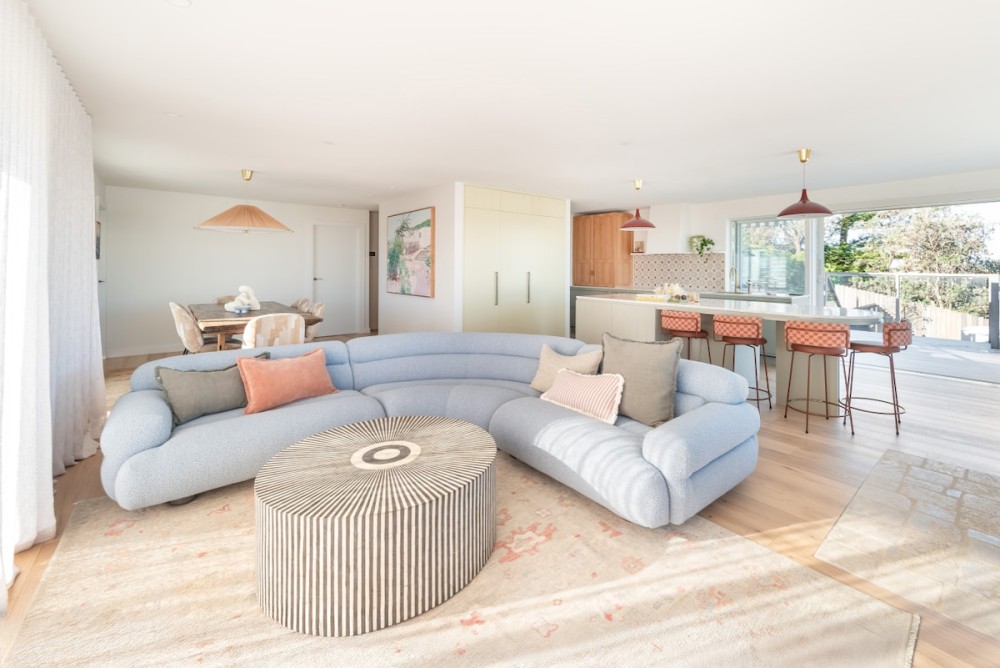 Sul Mare -Ocean Views, Heated Pool, Sauna, Fire Pl — photo 5