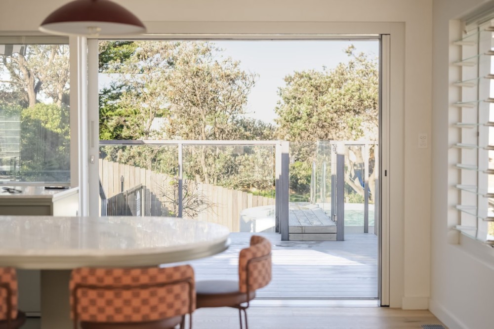 Sul Mare -Ocean Views, Heated Pool, Sauna, Fire Pl — photo 14