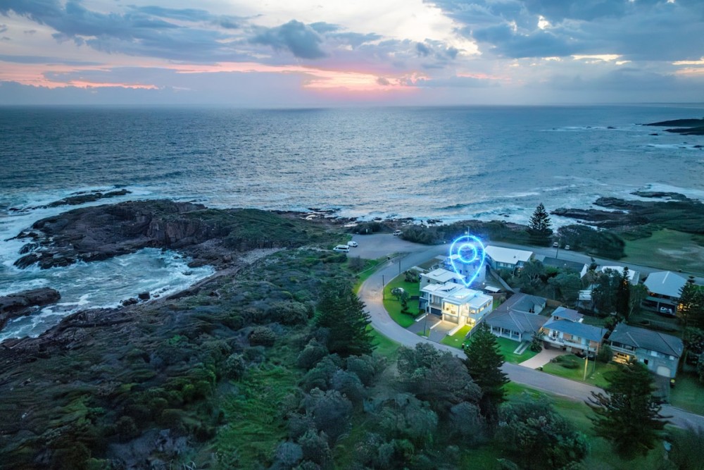 Coastal luxury, walk to beach! — photo 44