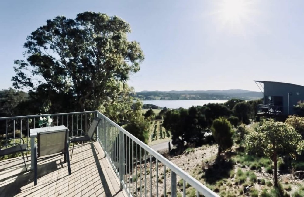 River Views & Wine Country — photo 23