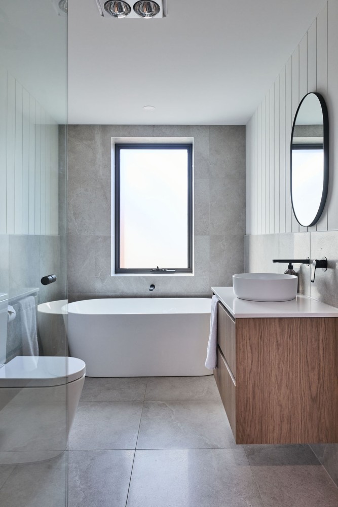 Luxury Retreat. Spacious, Modern + Family Friendly — photo 27