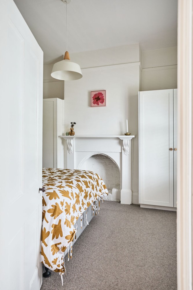 Light, Central & Spacious | Parking Included — photo 19