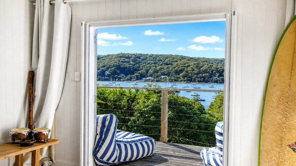 Sunny 3 Bed Cottage Plus Bunkhouse — photo 20