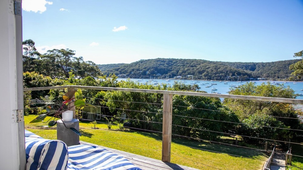 Sunny 3 Bed Cottage Plus Bunkhouse — photo 4