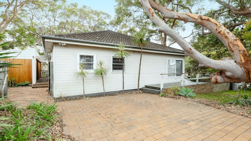 Larger Cottage/Parents Retreat — photo 9