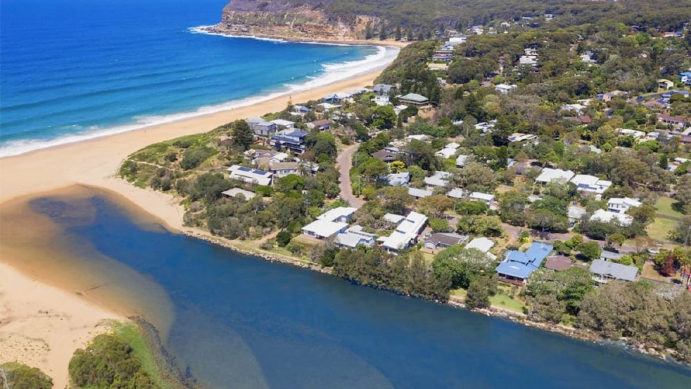 Between Two Blues Beach House — photo 28