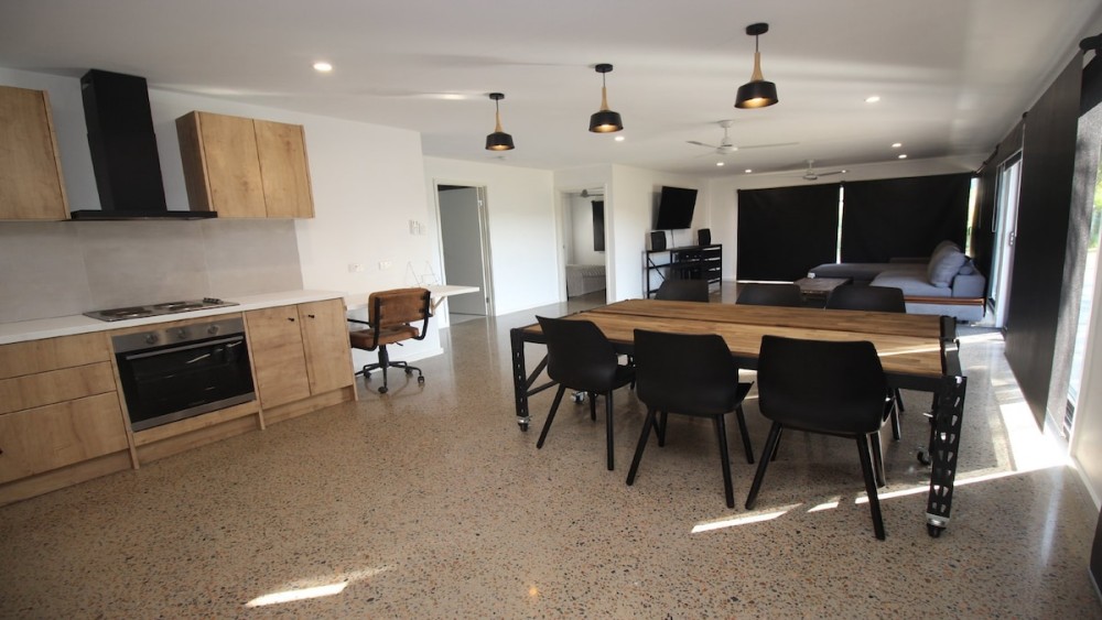 Modern Stay In The Bay — photo 32