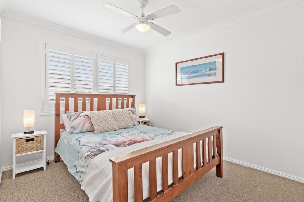 Ocean Song - 2-41 Park Street — photo 20