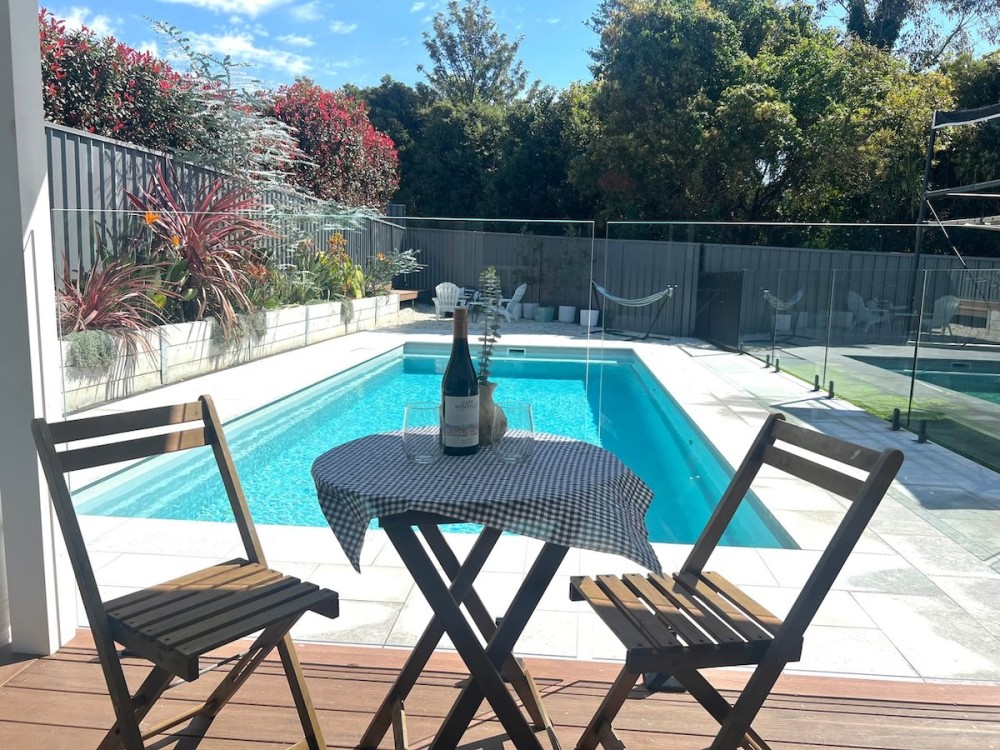 The Mermaid's Retreat - Pool — photo 2