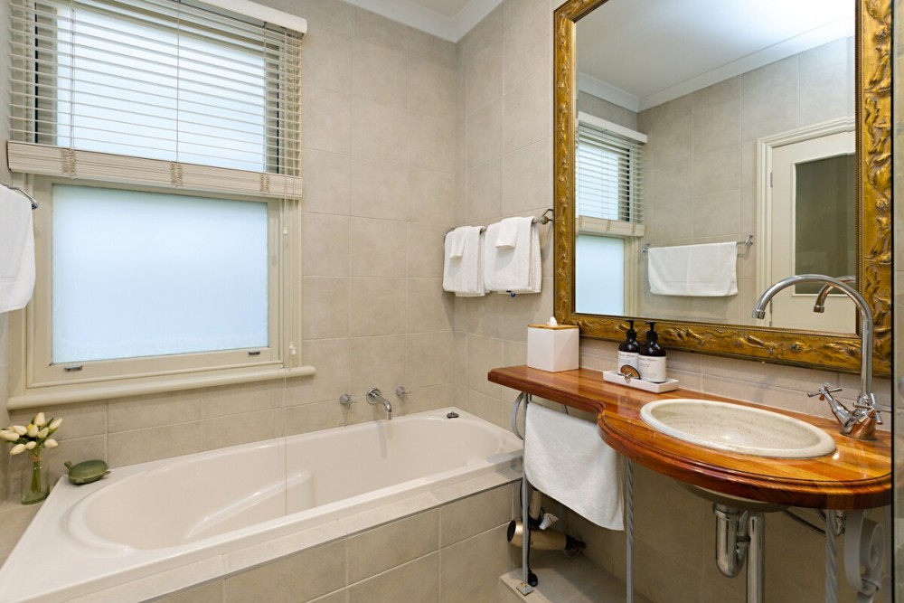 Twelve on Albert, Beechworth - Suites — photo 14
