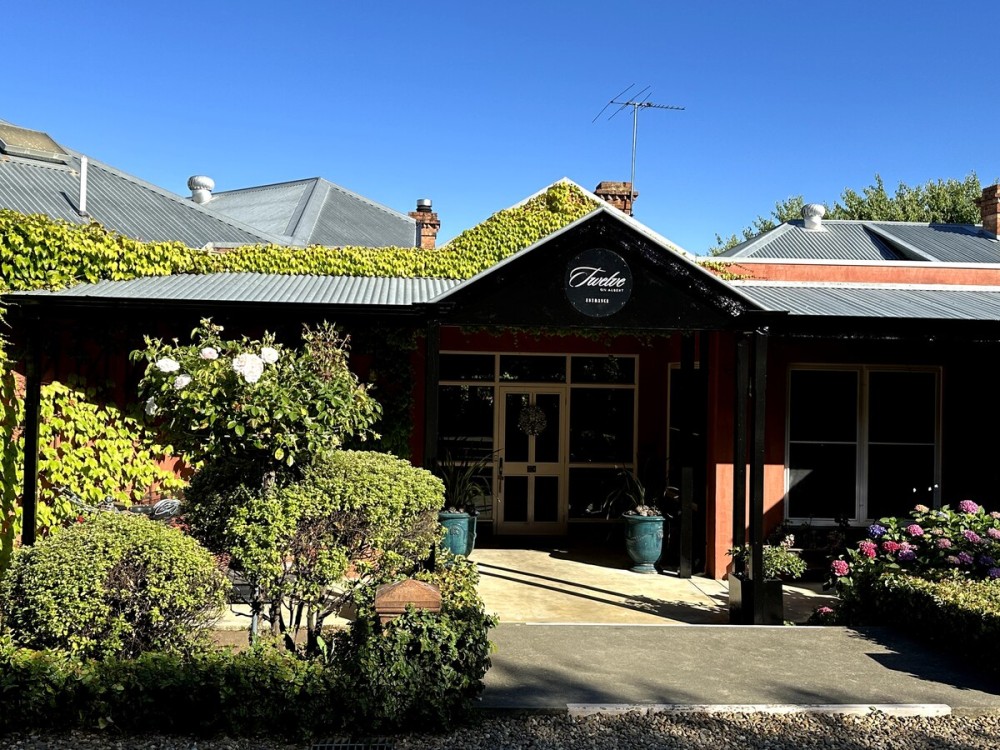Twelve on Albert, Beechworth - Suites — photo 22