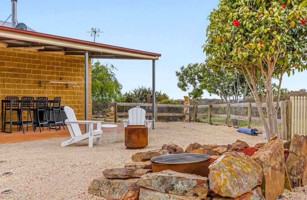 Mia Springs • Nature Oasis• Heathcote Wine Country — photo 17