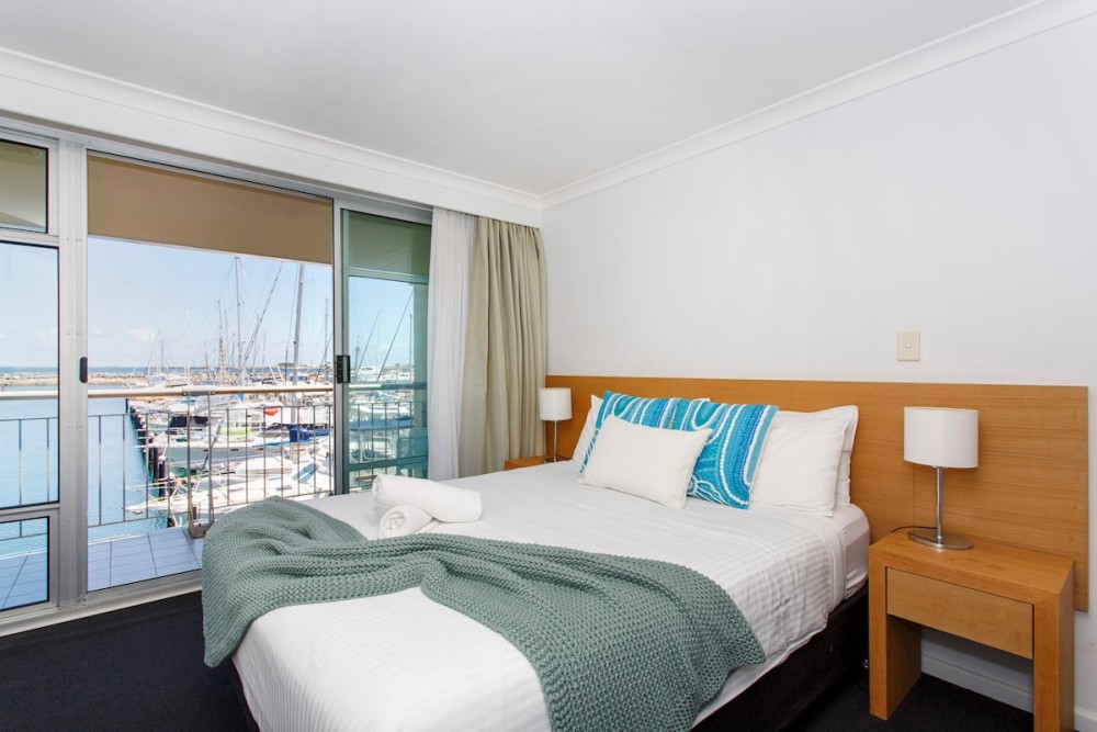 Waterfront Escape on Fishermans Wharf w Ocean View — photo 9
