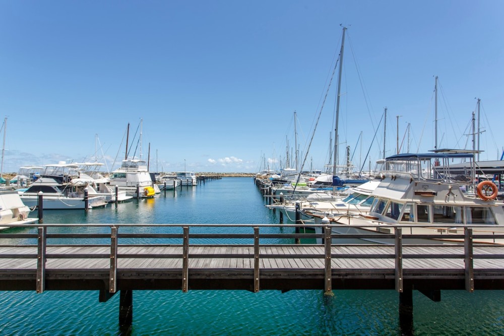 Waterfront Escape on Fishermans Wharf w Ocean View — photo 26