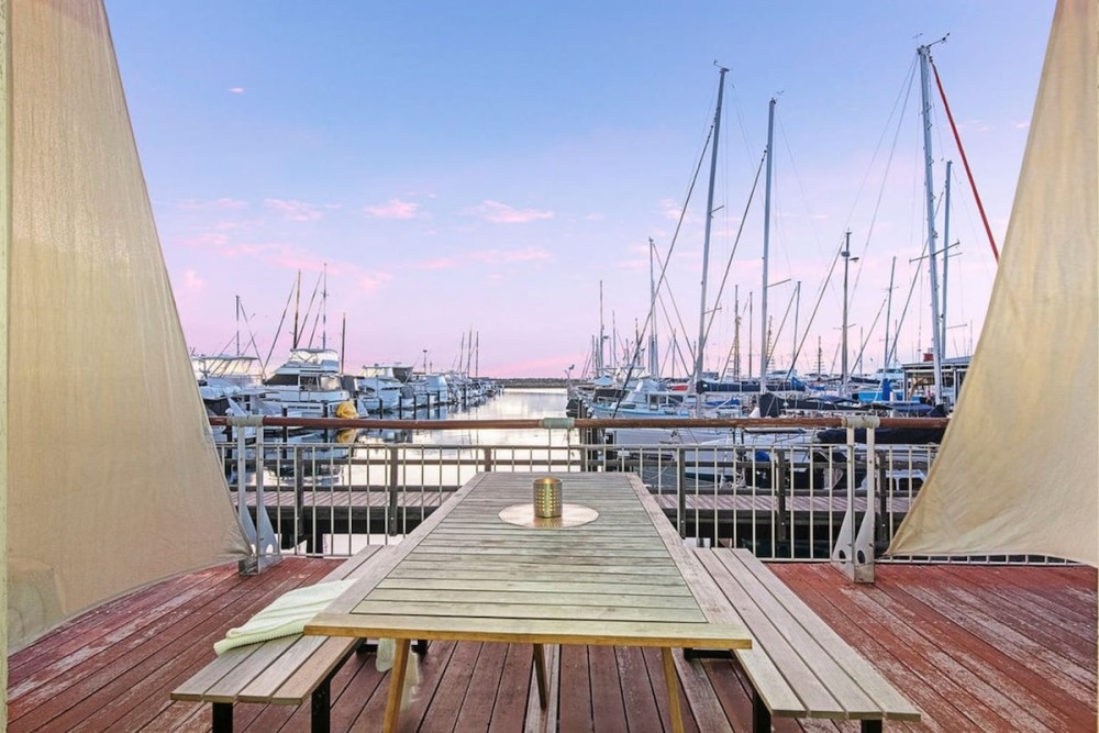 Waterfront Escape on Fishermans Wharf w Ocean View — photo 17