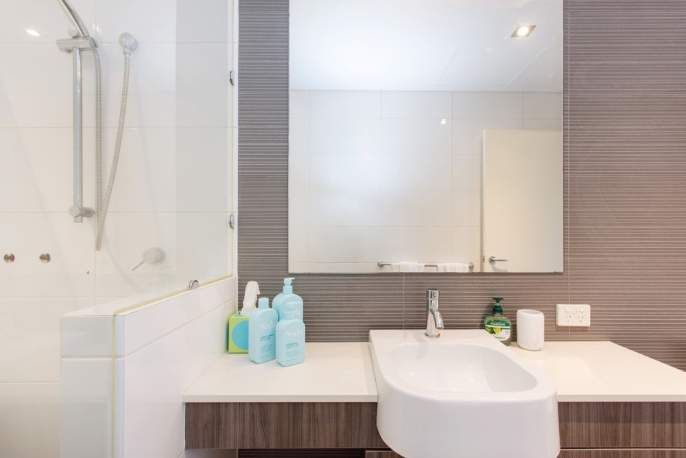Portview | 3BR King Beds + Balcony & Pool — photo 47