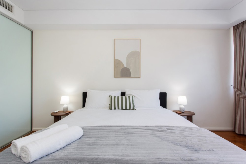 Portview | 3BR King Beds + Balcony & Pool — photo 29