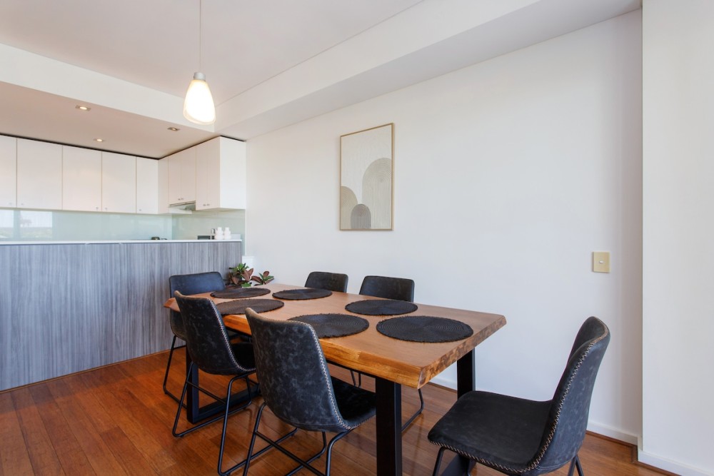 Portview | 3BR King Beds + Balcony & Pool — photo 22