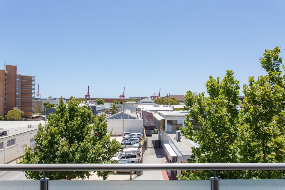 Portview | 3BR King Beds + Balcony & Pool — photo 55