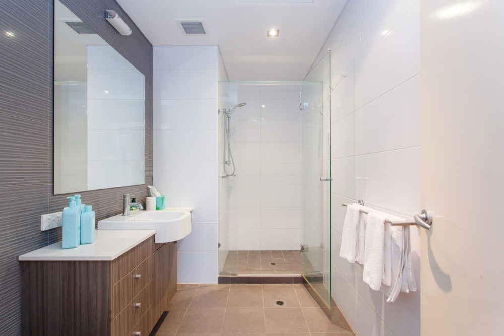 Portview | 3BR King Beds + Balcony & Pool — photo 51