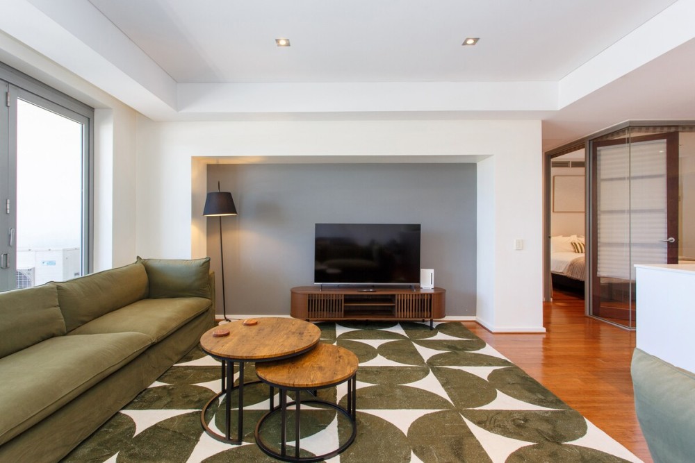 Portview | 3BR King Beds + Balcony & Pool — photo 5