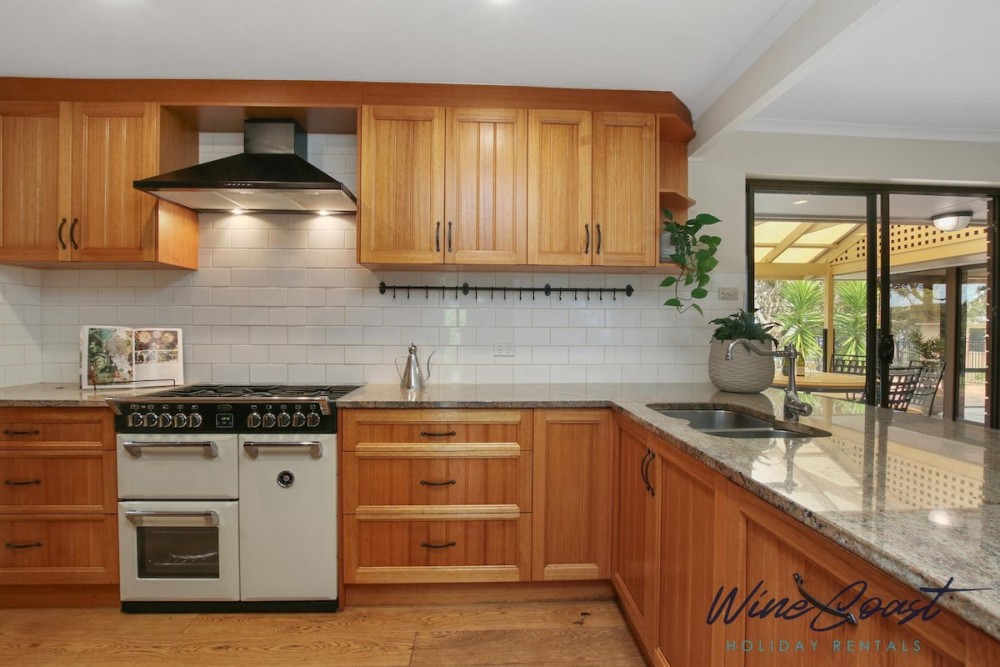 Southern Vales By Wine Coast Holiday Rentals — photo 73