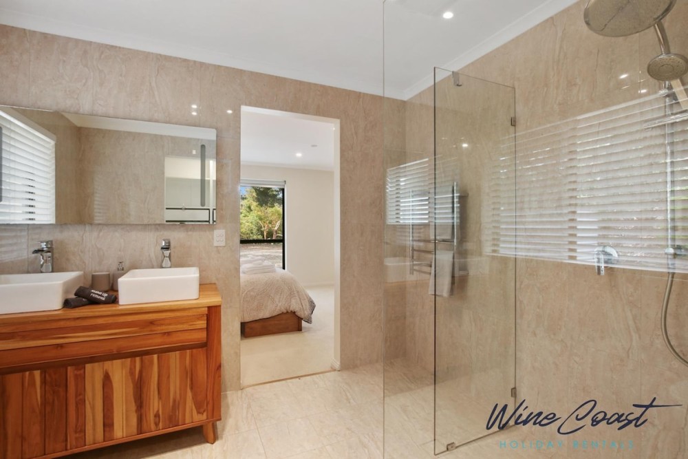 Southern Vales By Wine Coast Holiday Rentals — photo 79