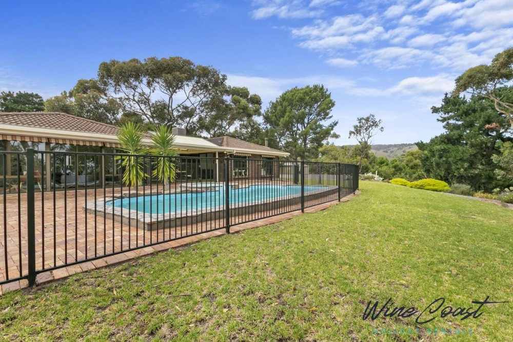 Southern Vales By Wine Coast Holiday Rentals — photo 56