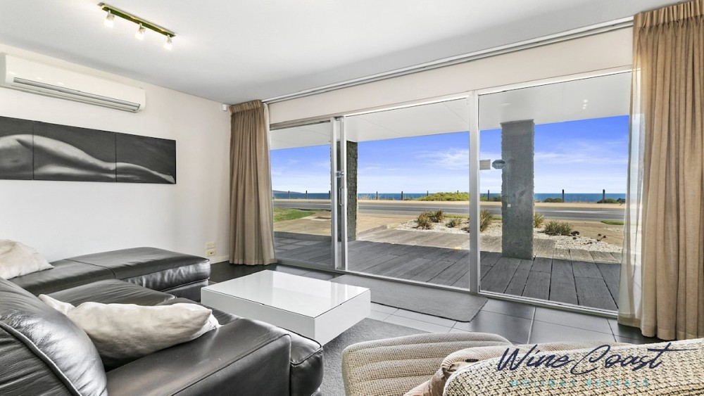 Esplanade Escape By Wine Coast Holiday Rentals — photo 57