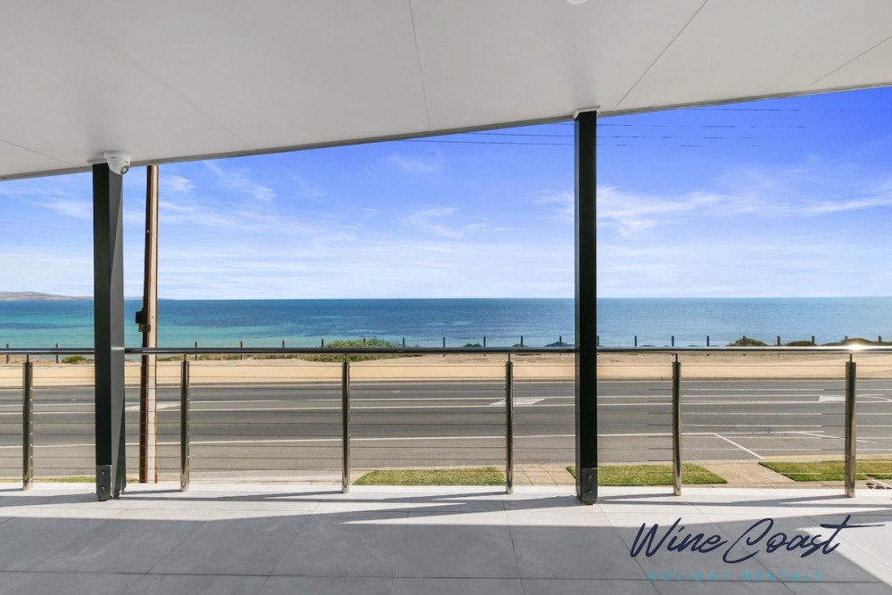 Esplanade Escape By Wine Coast Holiday Rentals — photo 42