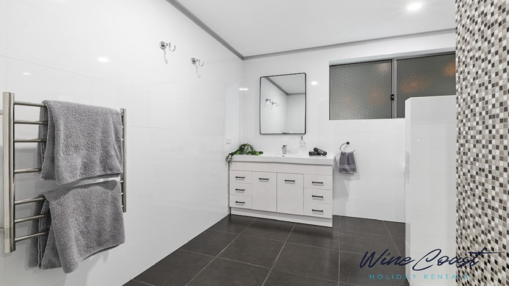 The Cubby House By Wine Coast Holiday Rentals — photo 11