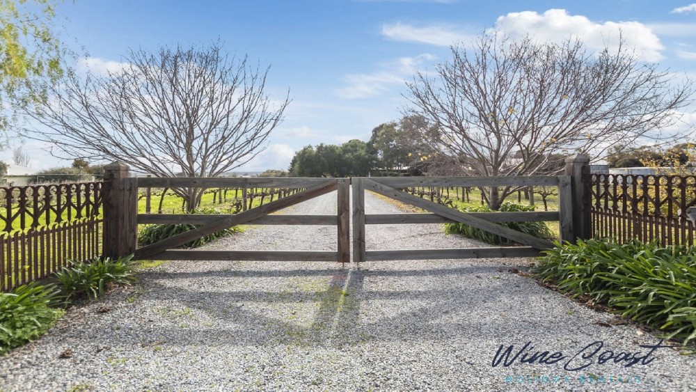 The Cubby House By Wine Coast Holiday Rentals — photo 22