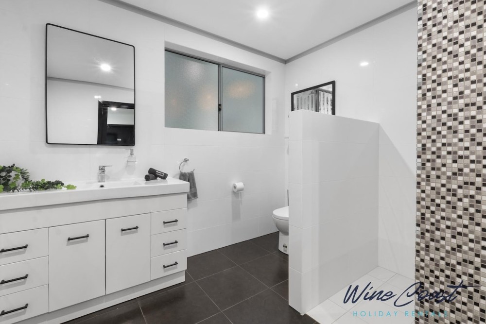 The Cubby House By Wine Coast Holiday Rentals — photo 58