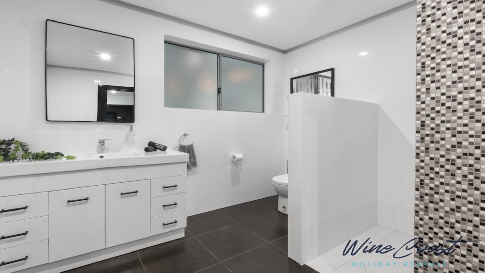 The Cubby House By Wine Coast Holiday Rentals — photo 35