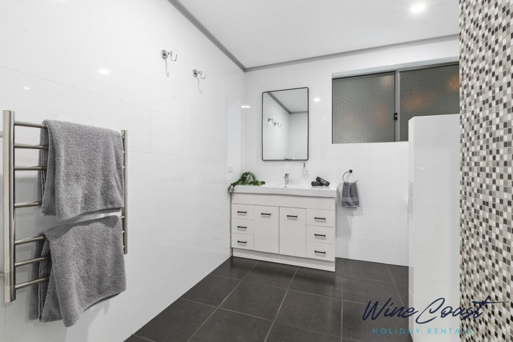 The Cubby House By Wine Coast Holiday Rentals — photo 57