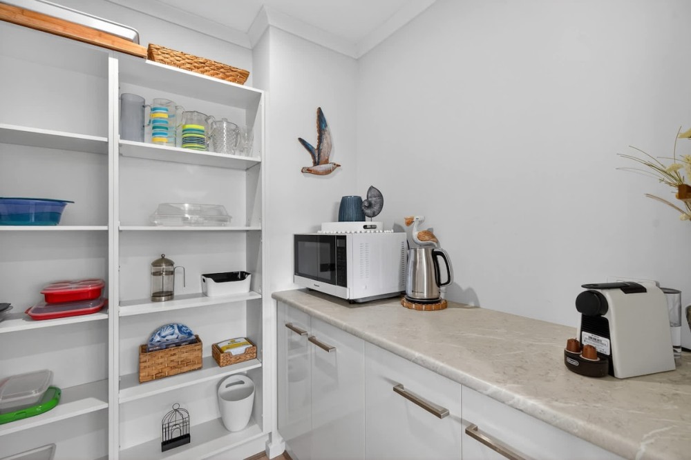 Marina Breeze - Excelsior Pde — photo 40