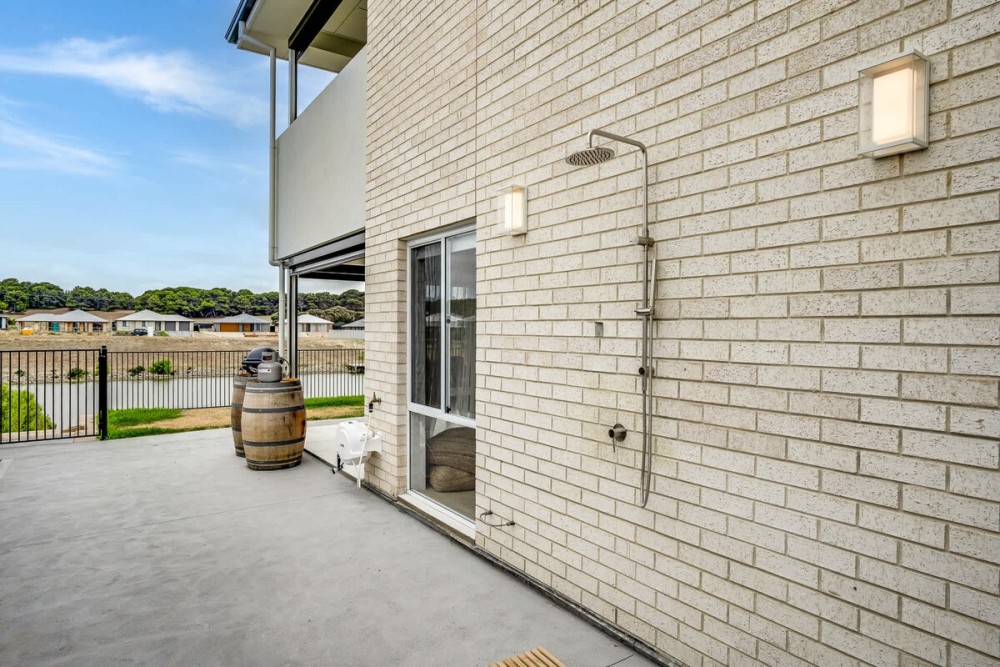 Summervale House — photo 11