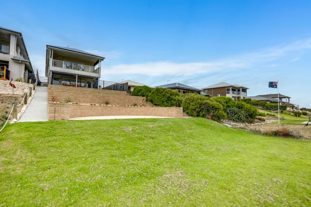 Summervale House — photo 15
