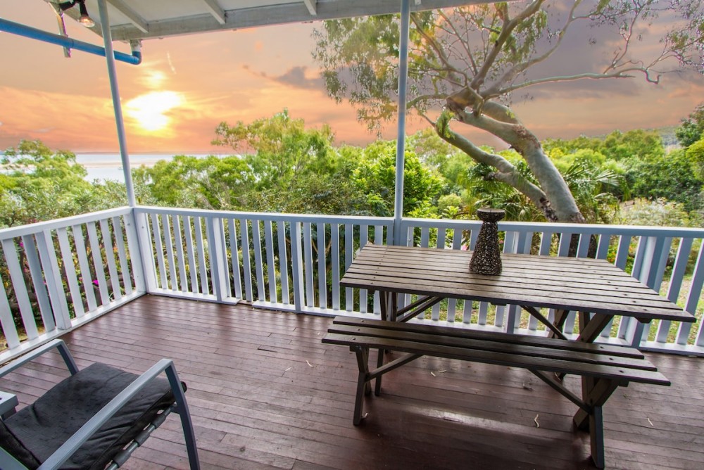 Pet-Friendly, Beachside Bliss at Sunset Villa — photo 19