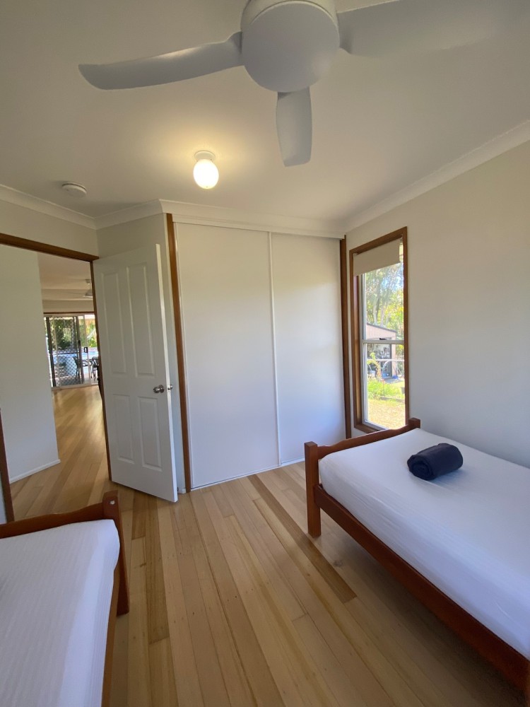McLeods: Relaxed Pet-Friendly Stay by the Beach — photo 16