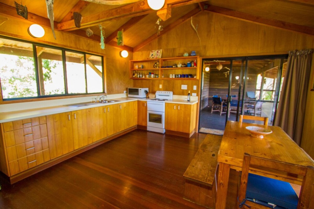 Bimbimbi: Nature Lovers' Coastal Hideaway — photo 4